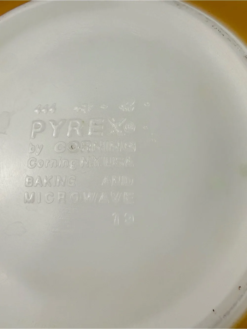 PYREX Butterfly Gold 444 442 Cinderella Mixing Bowls Set of 2 Orange/White 1972
